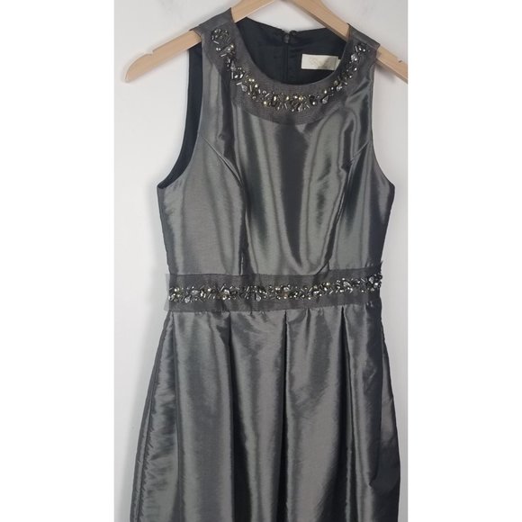 Eliza J. New York Sz. 10 Grey Metallic Sleeveless Fit & Flare Rhinestone Detail - Picture 3 of 9